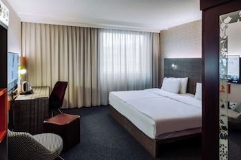 Room (Penta Plus)