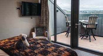 Winander Club Lime Lake View Room