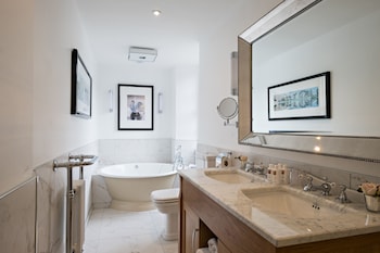 Double or Twin Room, Lake View (Lime)