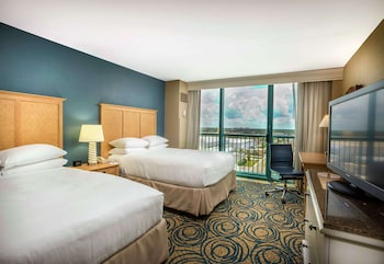 Room, 2 Queen Beds, Accessible, Oceanfront (Mobility & Hearing, Bathtub)