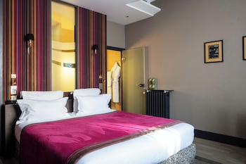 Superior Room - Complimentary soft minibar,courtesy tray, Chromecast and digital press