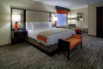 Suite, 1 King Bed, Non Smoking