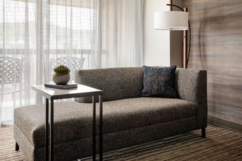 Executive Room, 1 King Bed, Balcony