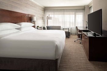Executive Room, 1 King Bed, Balcony