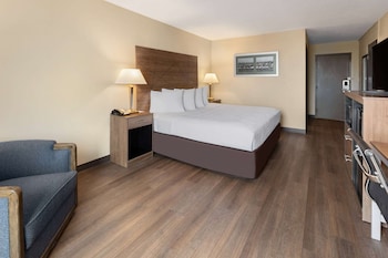 Room, 1 King Bed, Non Smoking