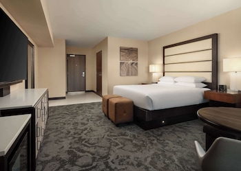 Room, 1 King Bed, Accessible, Bathtub