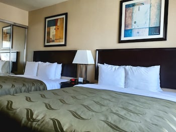 Standard Room, 2 Double Beds, Non Smoking