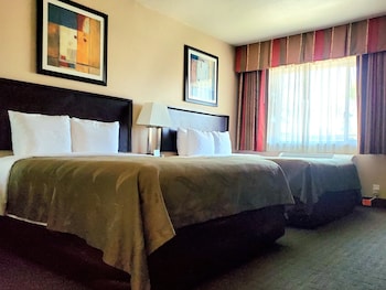 Standard Room, 2 Double Beds, Non Smoking