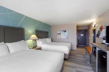 Standard Room, 2 Queen Beds, Non Smoking