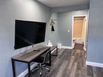 Premium Suite