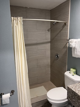 Standard Room, 1 Queen Bed