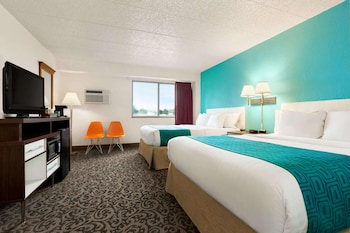 Room, 2 Queen Beds, Accessible, Non Smoking