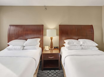 Room, 2 Double Beds, Accessible, Bathtub