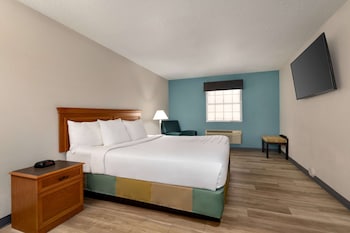 Room, 1 King Bed, Accessible, Non Smoking (Mobility/Hearing Accessible)