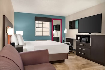 Deluxe Room, 1 King Bed, Non Smoking