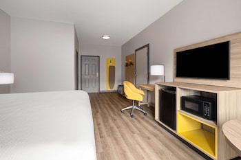 Deluxe Room, 1 King Bed, Non Smoking