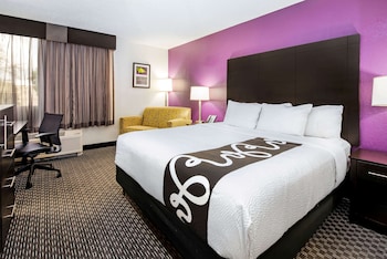 Executive Room, 1 King Bed, Non Smoking
