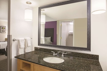 Executive Room, 1 King Bed, Non Smoking