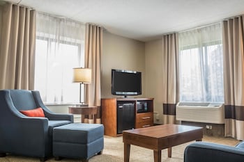 Suite, Multiple Beds, Accessible, Non Smoking (Upgrade)