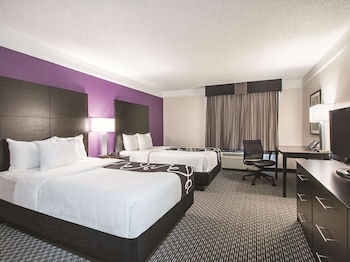 Deluxe Room, 2 Double Beds, Non Smoking