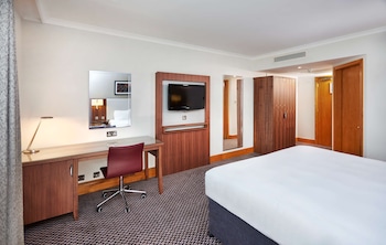 Deluxe Room, 1 King Bed