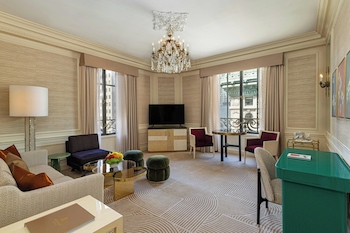 Suite, 1 Bedroom, City View (Butler Service, 5th Avenue Suite)