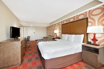 Deluxe Room, 1 King Bed, Non Smoking