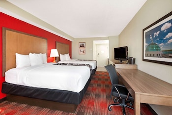 Room, 2 Queen Beds, Non Smoking