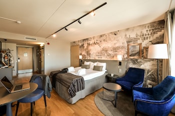 Superior Room, 1 King Bed