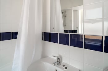 Family Room, Sea View (4)