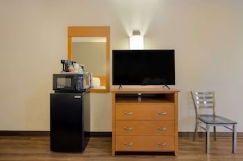 Room, 2 Double Beds, Accessible, Smoking