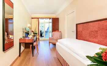 Single Room, River View