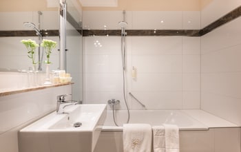 Double Room Single Use