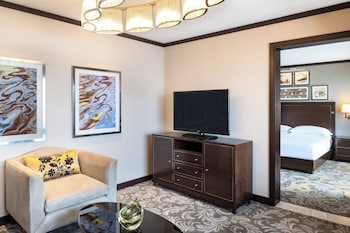 Executive Suite, 1 King Bed, 1 bedroom, Club lounge access