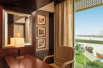 Executive Suite, 1 King Bed, 1 bedroom, Club lounge access