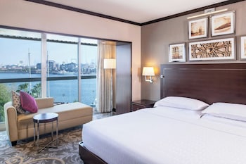Executive Room, 1 King Bed, Club lounge access