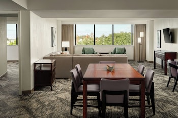 Executive Suite, 1 King Bed