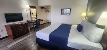 Standard Room, 1 King Bed, Non Smoking
