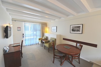 One Bedroom Apartment (Accessible)