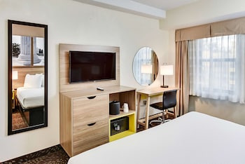 Room, 1 King Bed, Non Smoking