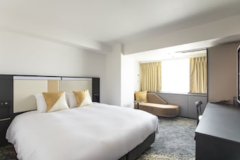 Deluxe Double Room, Non Smoking (Cross Floor)