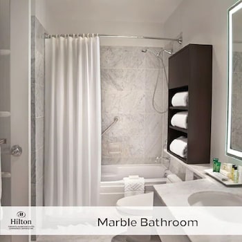 Suite, 1 Bedroom, Corner