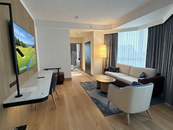 Suite, 1 Bedroom, Corner