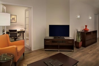 Suite, 1 Bedroom, Kitchen