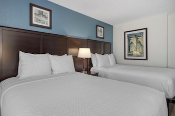 Standard Room, 2 Double Beds, Non Smoking, Refrigerator & Microwave