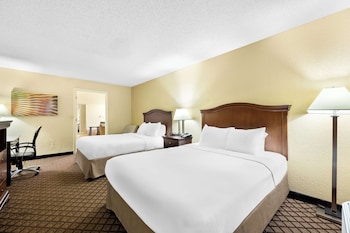 Standard Room, 2 Queen Beds, Non Smoking