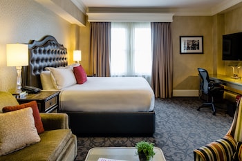 Deluxe Room, 1 King Bed
