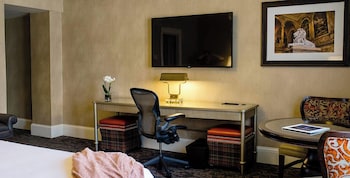 Superior Room, 1 King Bed