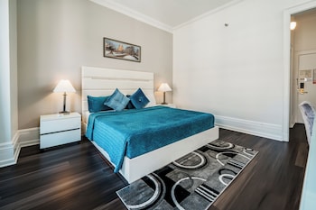 Standard Room, 1 King Bed
