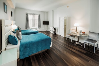 Accessible Standard Room, 2 Double Beds